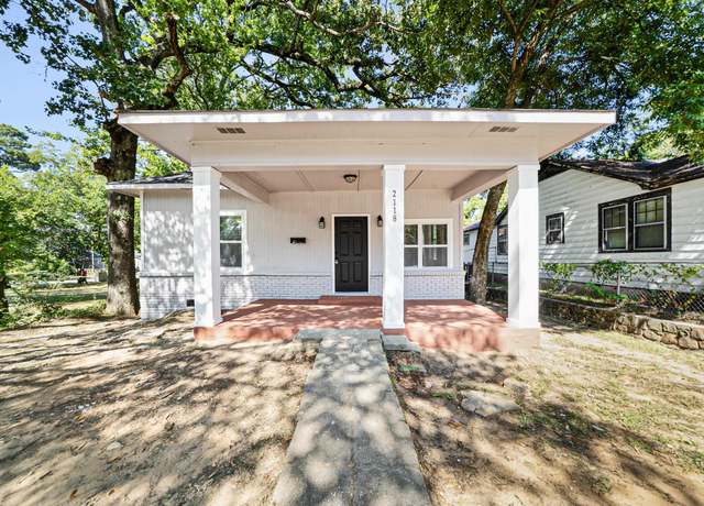 Property at 2118 S Pine St, Little Rock, AR 72204, 3 beds, 2 baths