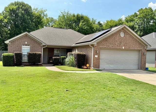 Property at 6 Cobblestone Creek Ct, Little Rock, AR 72210, 3 beds, 2 baths