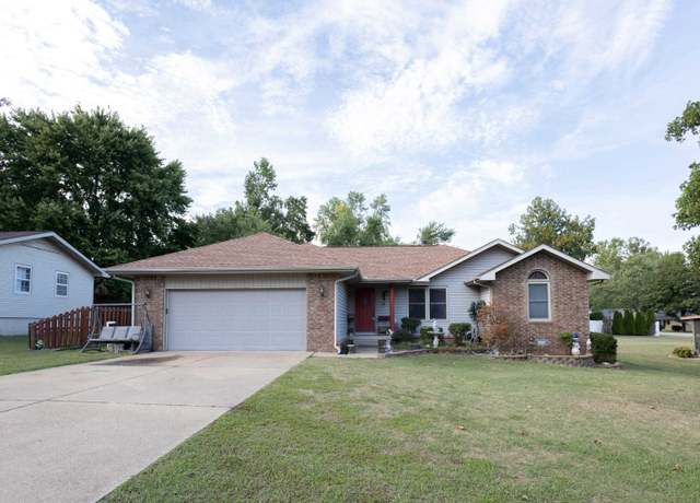Property at 1159 Leonard Dr, Mountain Home, AR 72653, 3 beds, 2 baths