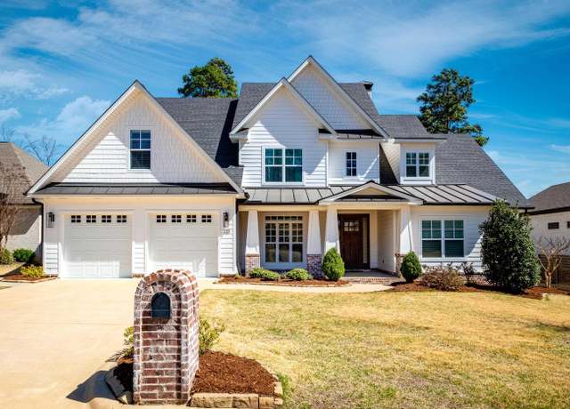 Property at 320 Ensbury Dr, Little Rock, AR, 5 beds, 4 baths