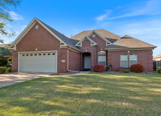 Property at 2830 Driftwood St, Conway, AR 72034, 4 beds, 2 baths