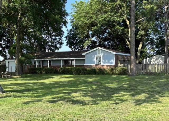 Property at 1702 S Ruddle Rd, Blytheville, AR 72315, 2 beds, 1 bath