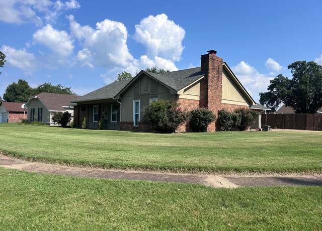 Property at 113 W Alicia, Osceola, AR 72370, 3 beds, 2 baths