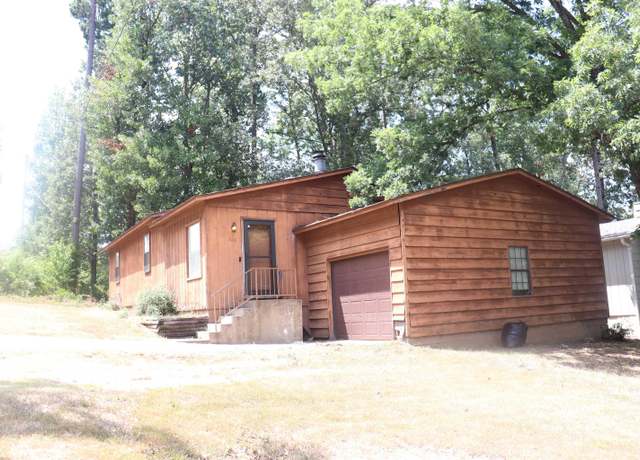 Property at 420 Trumpler St, Little Rock, AR, 3 beds, 2 baths