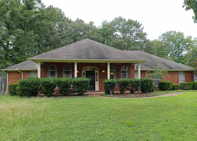 Property at 7900 Coachlight, Pine Bluff, AR, 4 beds, 2 baths