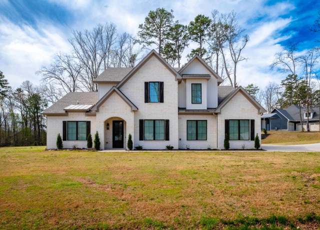 Property at 2072 Mohegan Trl, Benton, AR 72019, 5 beds, 3.5 baths