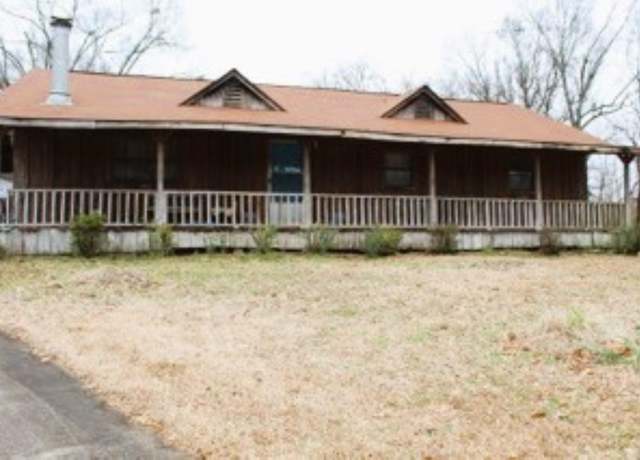 Property at 1124 N Fourth, West Helena, AR 72390, 3 beds, 1.5 baths