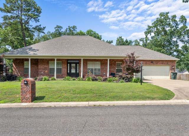 Property at 122 Wildwood Forest Rd, Hot Springs, AR 71913, 4 beds, 2.5 baths