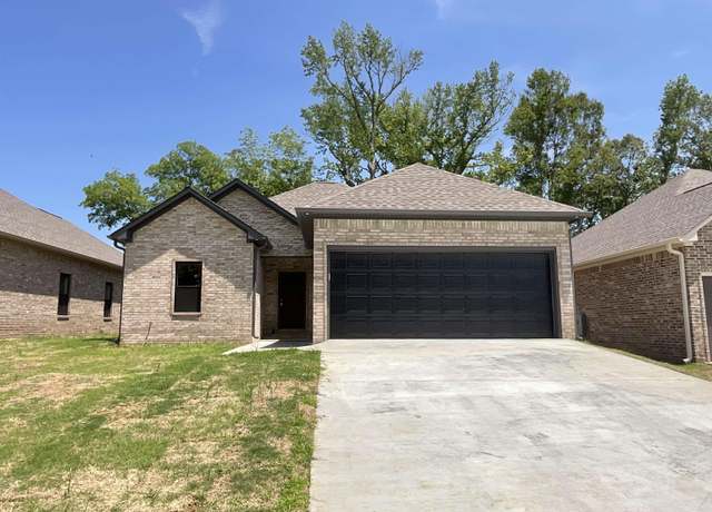 Property at 1005 N Jeff Davis Ave, Jacksonville, AR 72076, 3 beds, 2 baths
