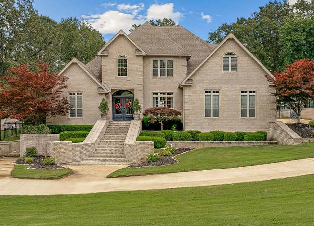 Property at 2304 Sea Island Dr, Jonesboro, AR 72404, 4 beds, 4.5 baths