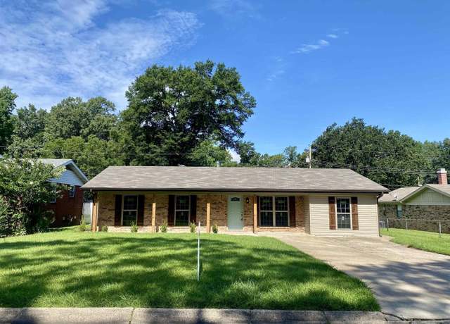 Property at 1812 N James St, Jacksonville, AR 72076, 5 beds, 2.5 baths