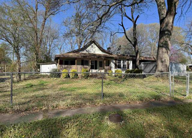 Property at 405 N Elm St, Bald Knob, AR 72010, 2 beds, 1 bath