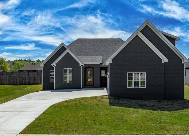Property at 2305 Bridgegate Dr, Conway, AR 72034, 4 beds, 3 baths