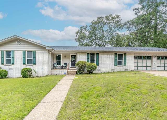 Property at 4204 Fox Hill Rd, North Little Rock, AR 72116, 4 beds, 2 baths
