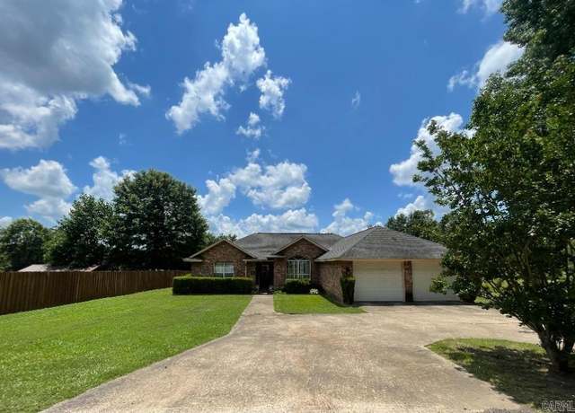 Property at 201 W Bullion, Mena, AR 71953, 3 beds, 2 baths