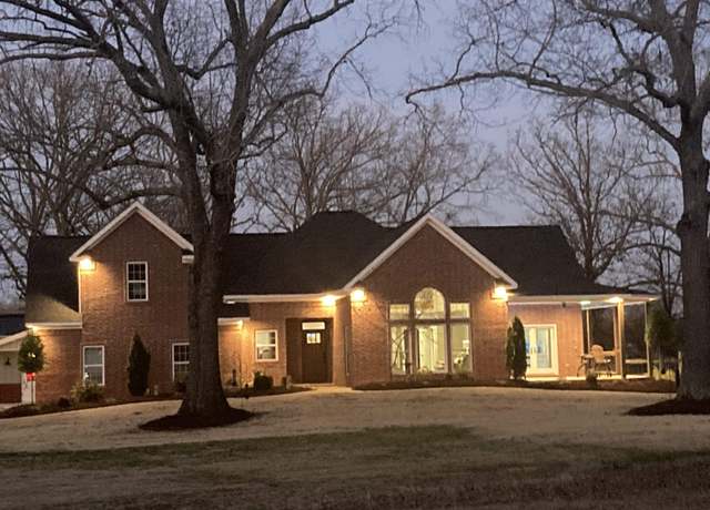 Property at 11 Hillside Cv, Greenbrier, AR 72058, 4 beds, 2.5 baths