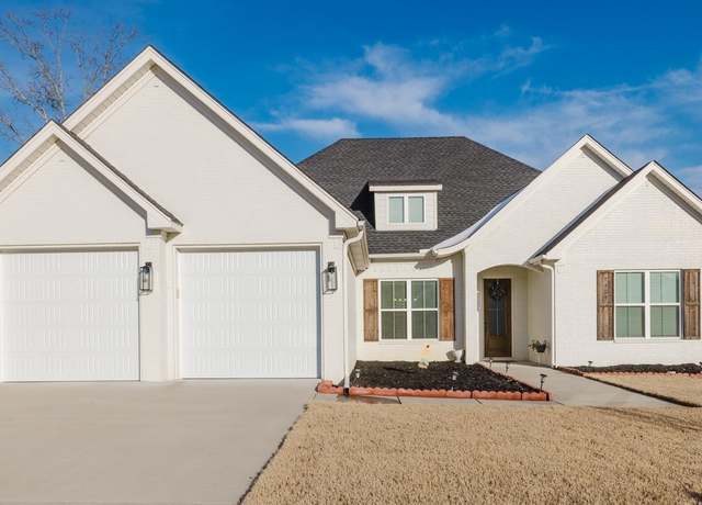 Property at 7424 Northwood Dr, Benton, AR 72019, 4 beds, 2.5 baths