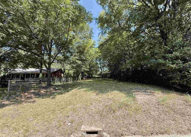 Property at 607 Branch St, Morrilton, AR 72110