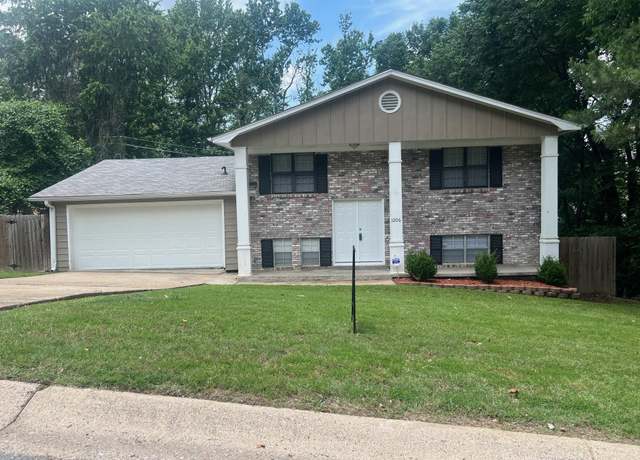 Property at 1206 E Twin Lakes Dr, Little Rock, AR 72204, 3 beds, 2.5 baths