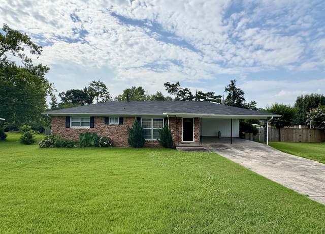 Property at 2204 E Lee Ave, Sherwood, AR 72120, 3 beds, 2 baths