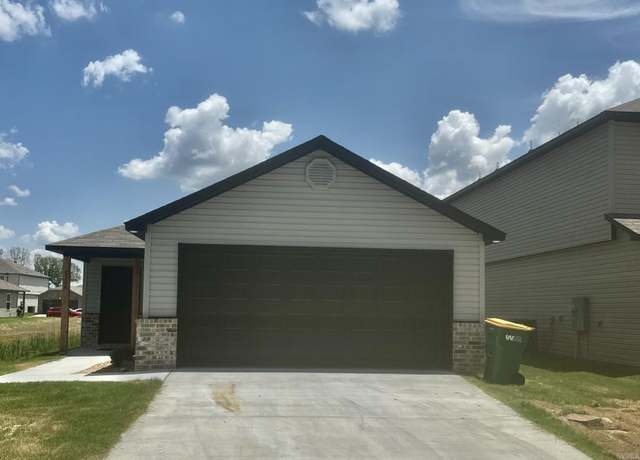 Property at 8304 Fitzgerald Ln, North Little Rock, AR 72113, 3 beds, 2 baths