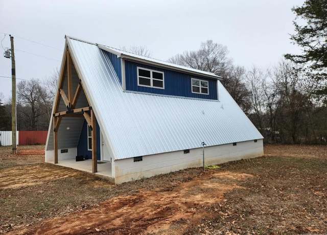 Property at 669 Cr 3481, Clarksville, AR 72830, 2 beds, 1 bath