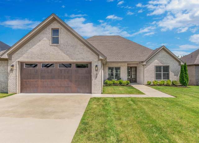 Property at 20 Caurel Ct, Little Rock, AR 72223, 5 beds, 3.5 baths