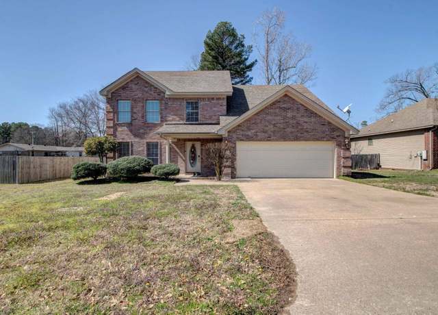 Property at 205 Hidden Meadows Dr, Benton, AR 72015, 4 beds, 2.5 baths