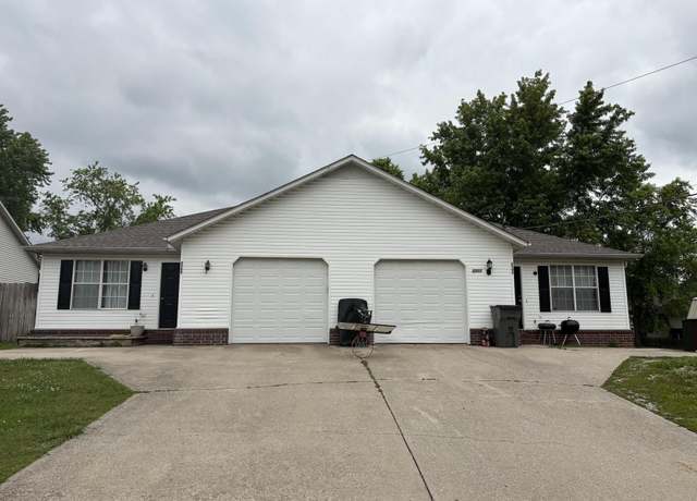 Property at 5703 And 5705 Cedar St, Paragould, AR 72450, 4 beds, 4 baths