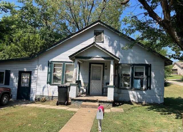Property at 1305 Witt, Pocahontas, AR 72455, 2 beds, 1 bath