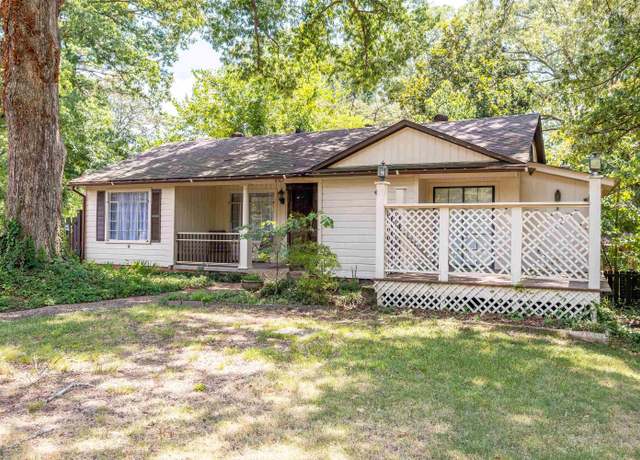Property at 8307 Ascension Rd, Little Rock, AR 72204, 3 beds, 2 baths
