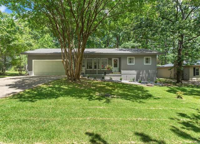 Property at 8 Larraga Way, Hot Springs Village, AR, 2 beds, 2 baths