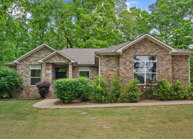 Property at 202 Lost Lake Pt, Hot Springs, AR 71913, 3 beds, 2.5 baths