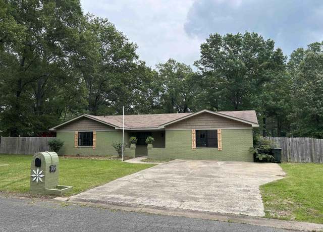 Property at 60 Sandpiper Ct, Conway, AR 72032, 4 beds, 2 baths
