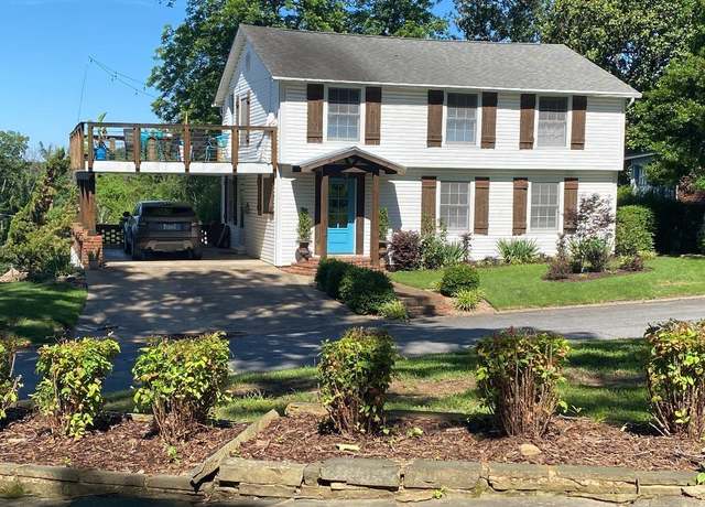 Property at 314 Skyline Dr, North Little Rock, AR 72116, 5 beds, 1.5 baths