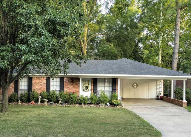 Property at 5 Kordsmeier Ct, Little Rock, AR 72205, 3 beds, 2 baths