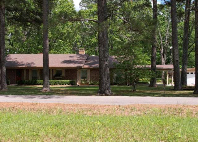 Property at 115 Ward Ln, Hope, AR 71801, 3 beds, 3 baths