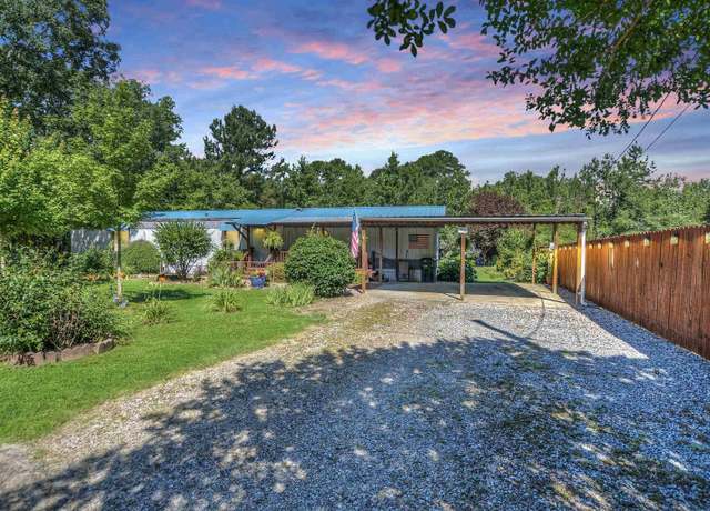 Property at 340 Beach Haven Rd, Hot Springs, AR 71913, 3 beds, 2 baths