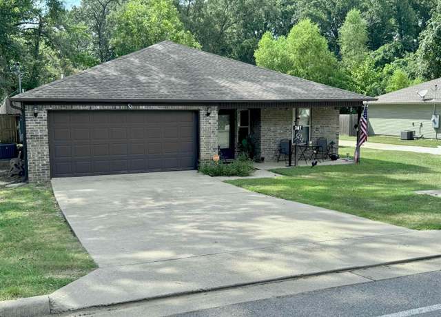Property at 307 S Shady Ln, Benton, AR 72015, 4 beds, 2 baths