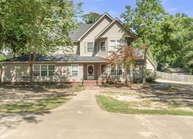 Property at 16 Woodcrest Dr, Searcy, AR 72143, 4 beds, 2.5 baths