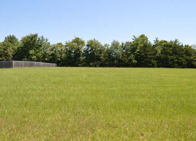 Property at 32 Emerald Ln Lot 32, Greers Ferry, AR 72067