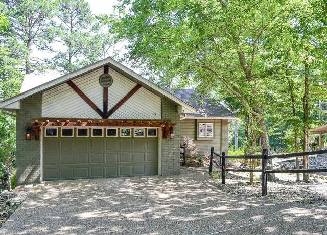 Property at 3 Reinosa Ln, Hot Springs Village, AR 71909, 3 beds, 2.5 baths