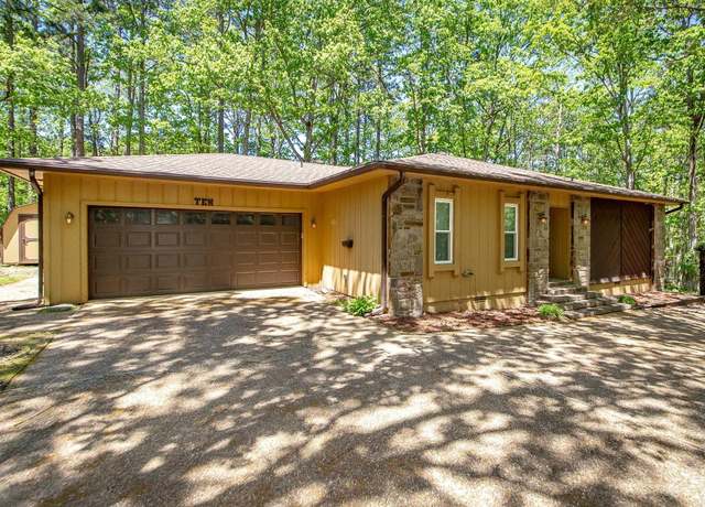 Property at 10 Nevada Ln, Hot Springs Village, AR 71909, 2 beds, 2 baths