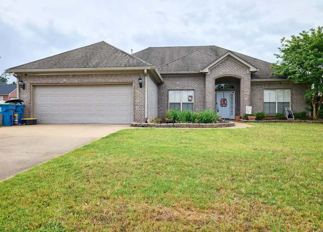 Property at 3097 Troon Dr, Benton, AR 72015, 4 beds, 2 baths