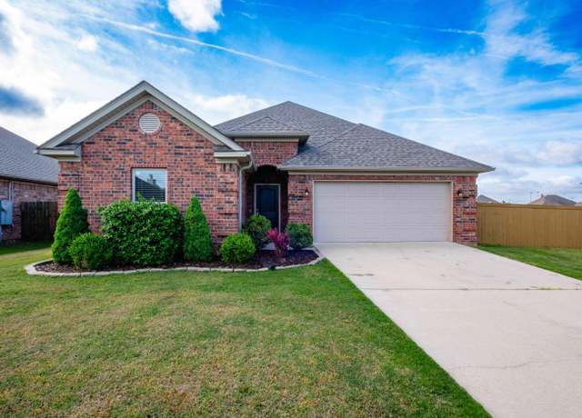 Property at 109 Zurie Cir, Maumelle, AR 72113, 3 beds, 2 baths