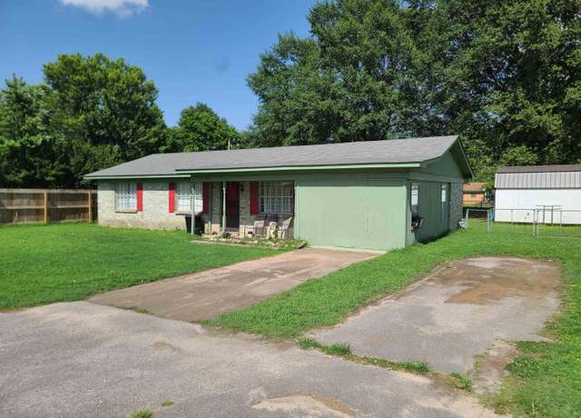 Property at 407 Norma St, Tuckerman, AR 72473, 3 beds, 1 bath