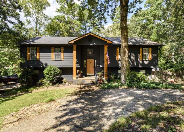 Property at 13802 Edgemond Dr, Little Rock, AR 72212, 3 beds, 3 baths