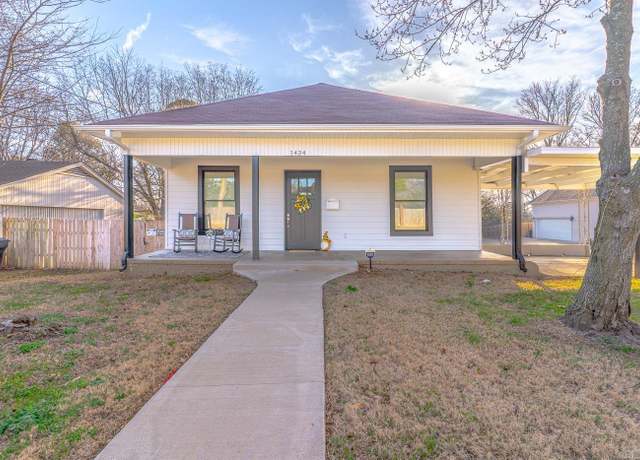 Property at 1424 S Church St, AR 72401, 3 beds, 2 baths