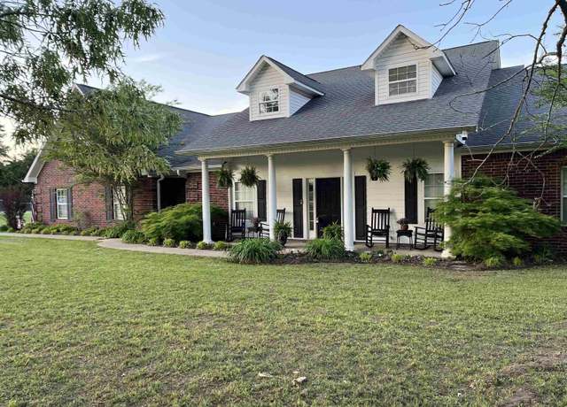 Property at 5020 Fm 2148, Texarkana, TX 75501, 5 beds, 3 baths
