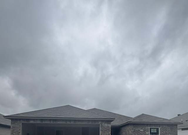 Property at 1249 Crotale St, Conway, AR 72034, 3 beds, 2 baths